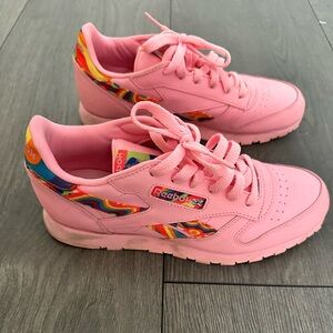 Multi color Reebok’s